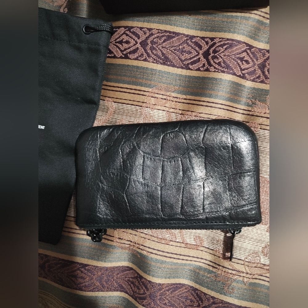 Saint Laurent Croc Embossed Key Pouch - Picture 4 of 7